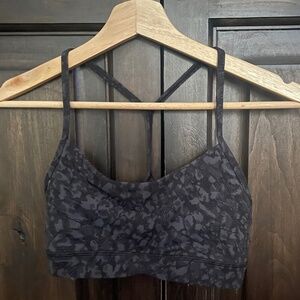 Lululemon Flow Y Bra Nulu Size 4